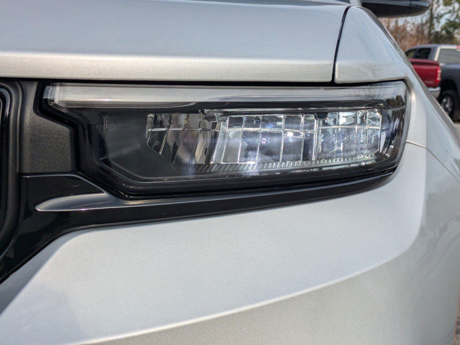 2025 Jeep Grand Cherokee Altitude - Photo 10