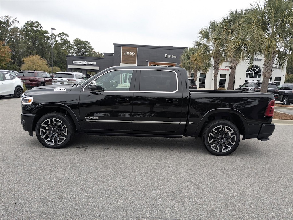 New 2026 Ram 1500 LIMITED CREW CAB 4X4 5'7 BOX Pickup