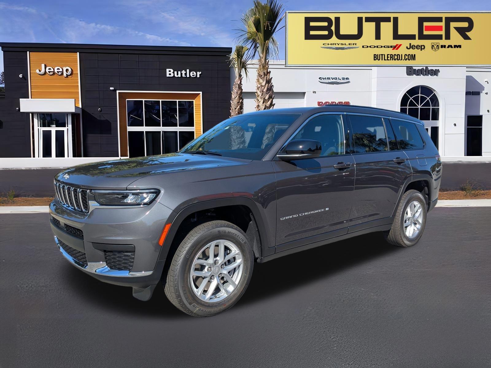 2025 Jeep Grand Cherokee L Laredo's photo