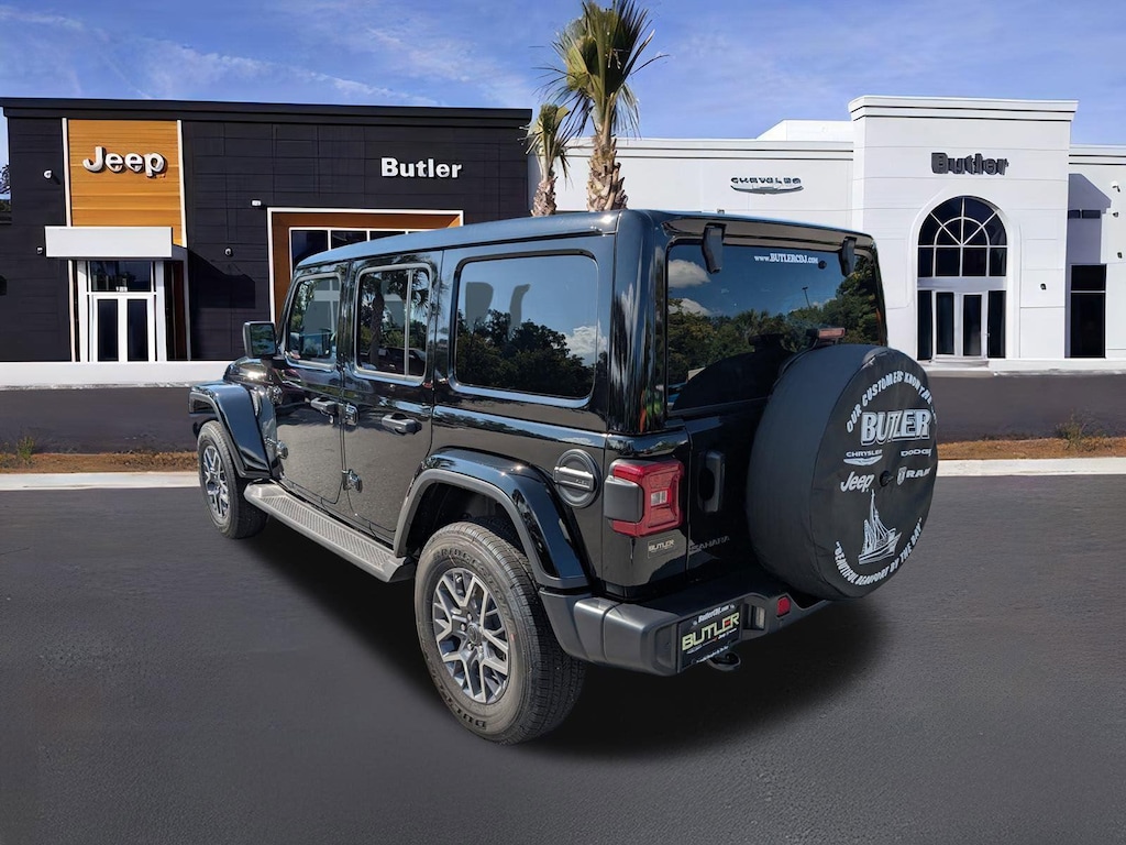 New 2025 Jeep Wrangler 4-DOOR SAHARA Sport Utility