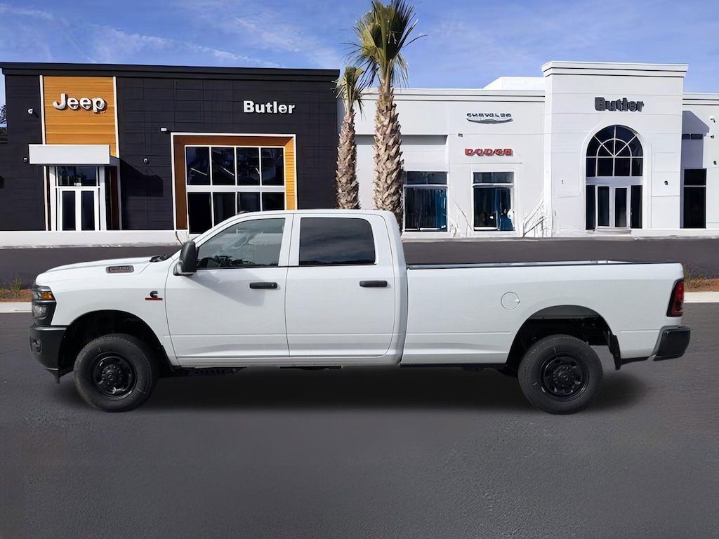 New 2026 Ram 2500 TRADESMAN CREW CAB 4X4 8' BOX Pickup