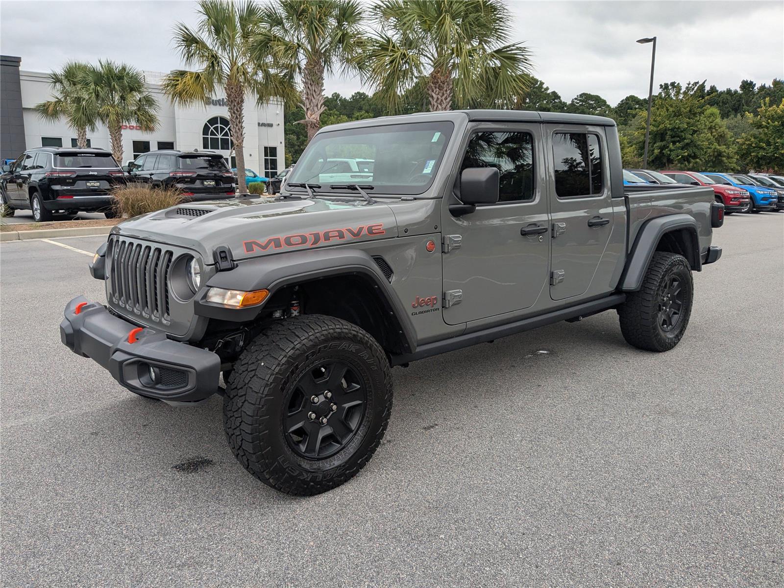2021 Jeep Gladiator Mojave photo 2