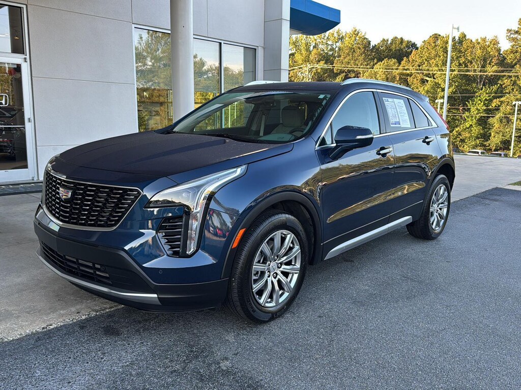 Used 2021 Cadillac XT4 FWD Premium Luxury SUV