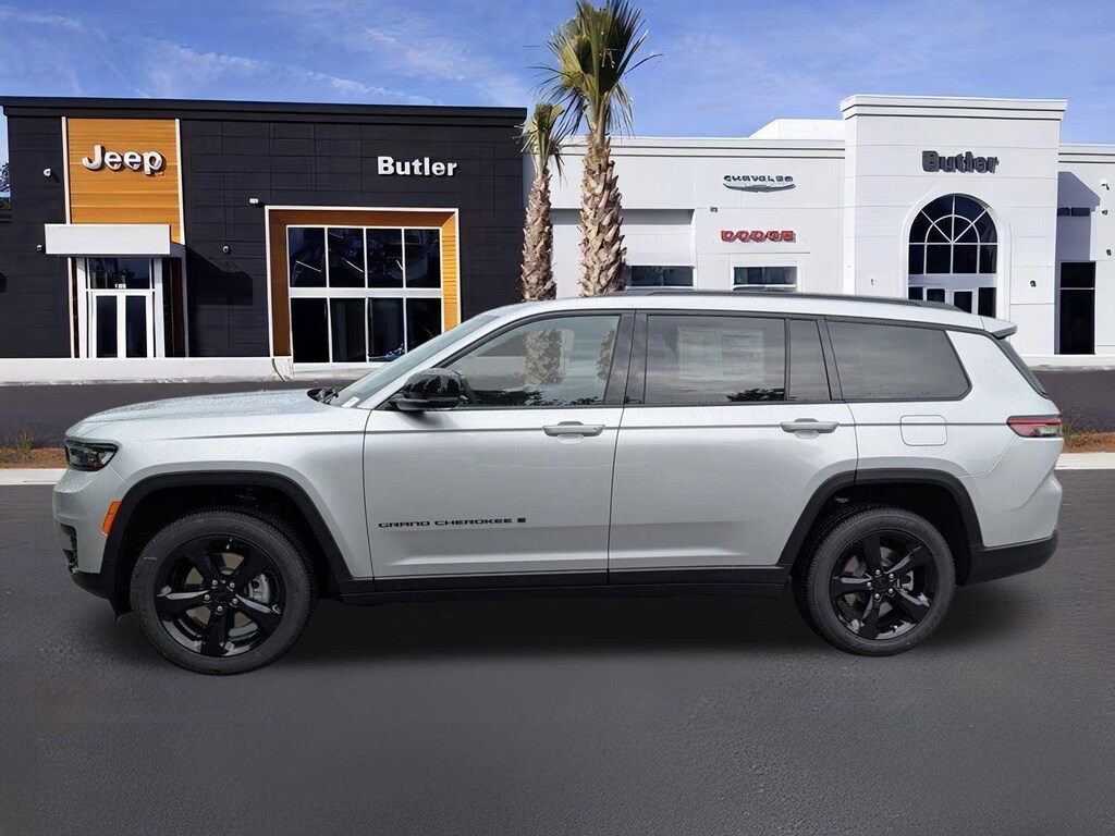 New 2025 Jeep Grand Cherokee L ALTITUDE X 4X4 Sport Utility