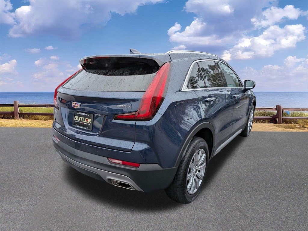 2021 Cadillac XT4 Premium Luxury photo 4