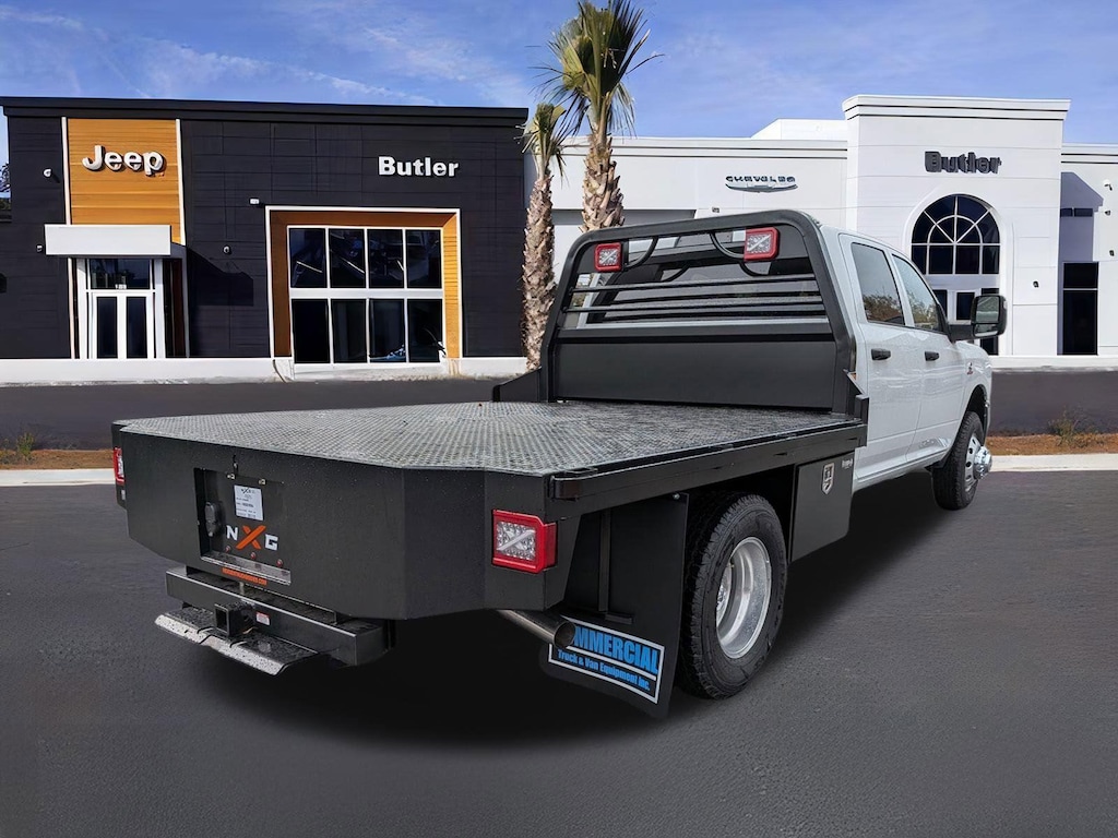 2026 Ram 3500 Tradesman photo 2