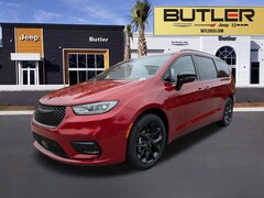 2026 Chrysler Pacifica SELECT Passenger Van