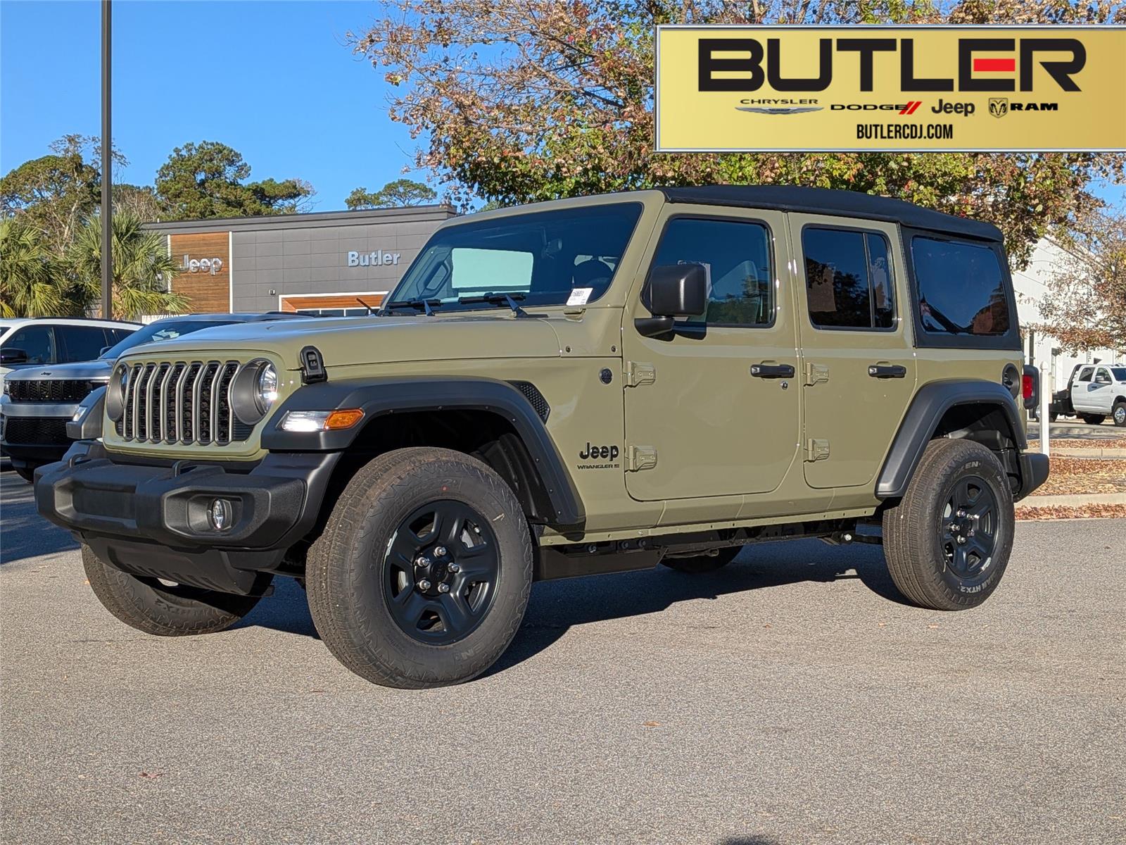 2026 Jeep Wrangler 4-Door Sport's photo