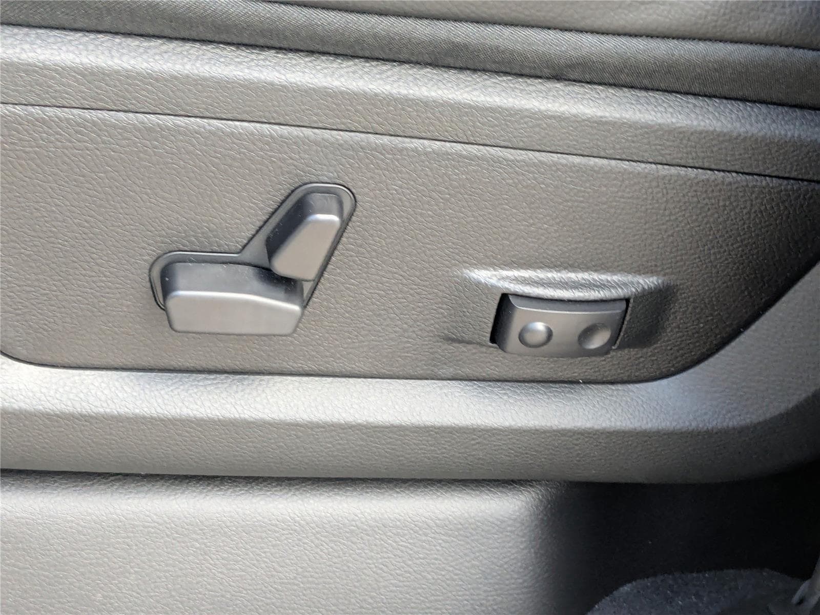 2026 RAM 2500 Laramie - Photo 20