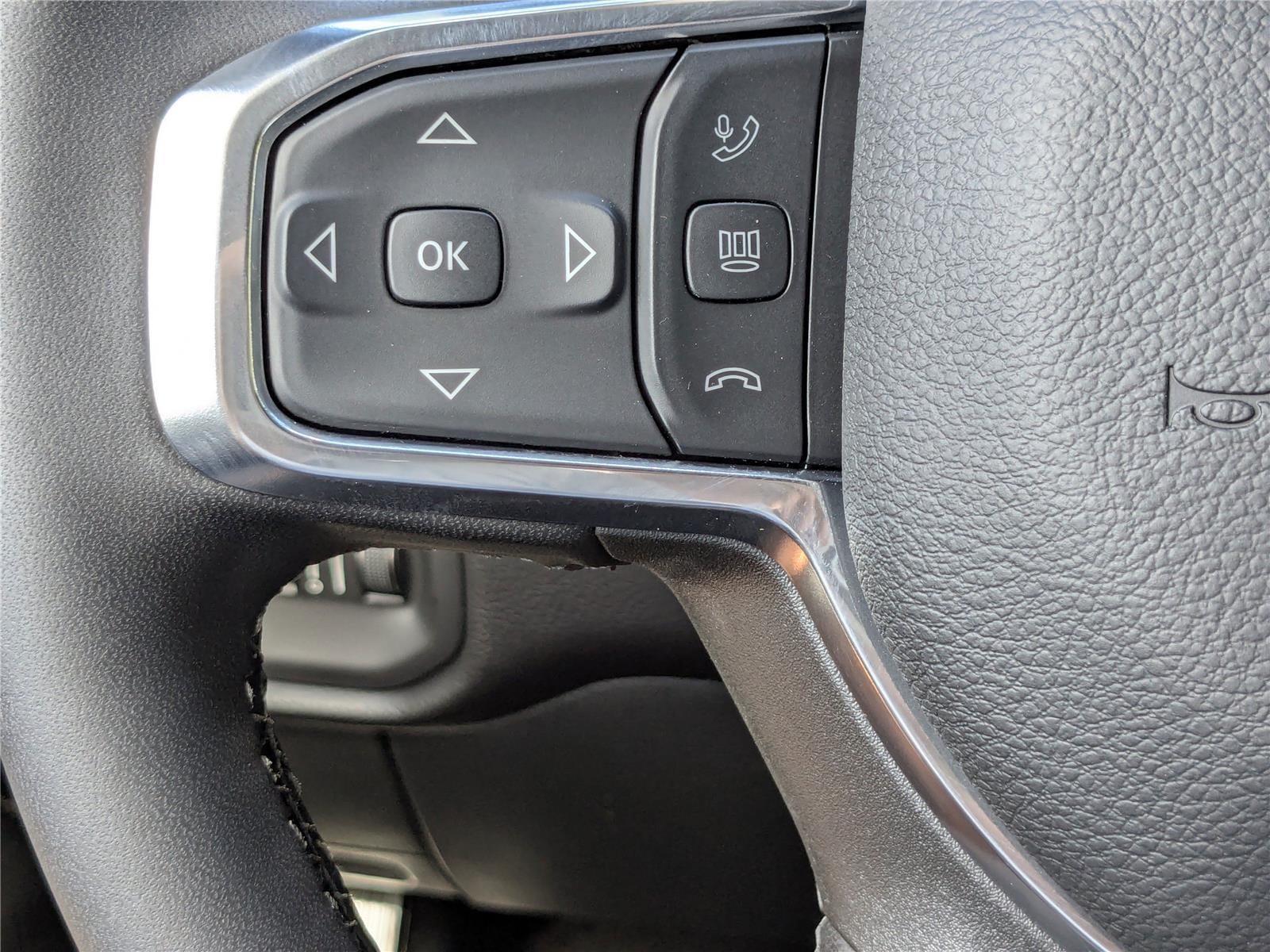 2026 RAM 2500 Laramie - Photo 26