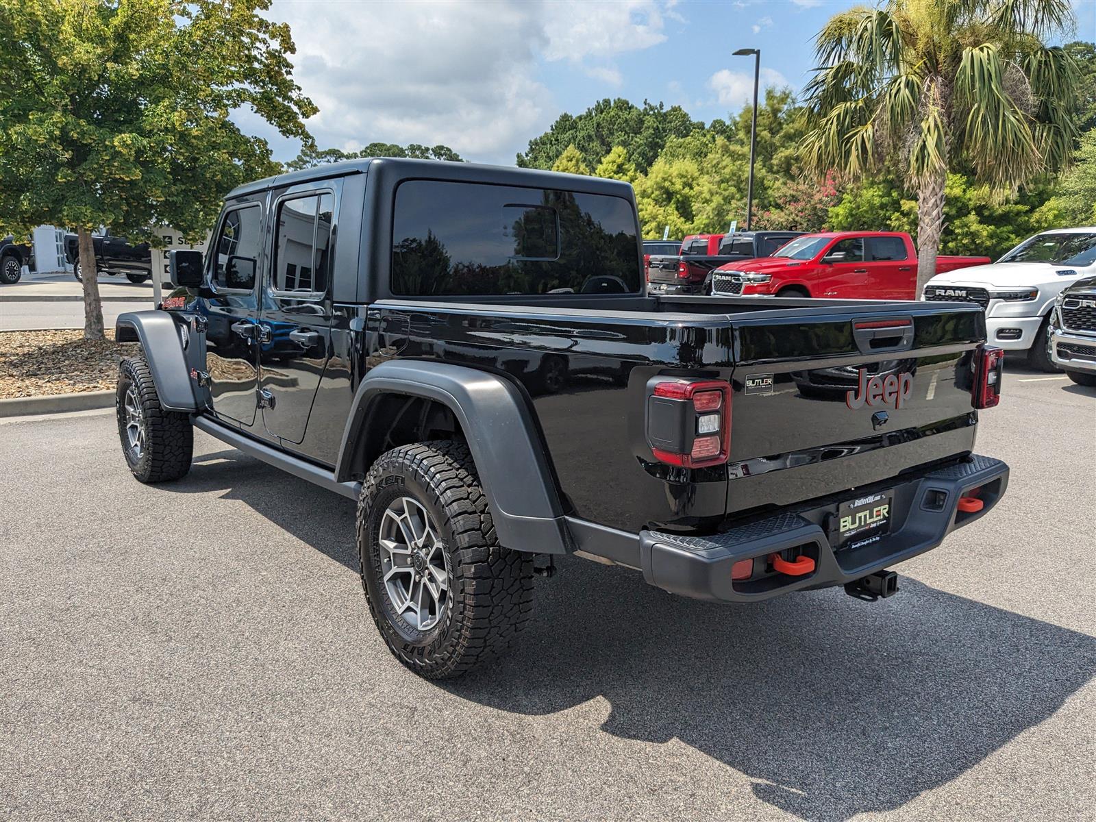 2024 Jeep Gladiator Mojave photo 4