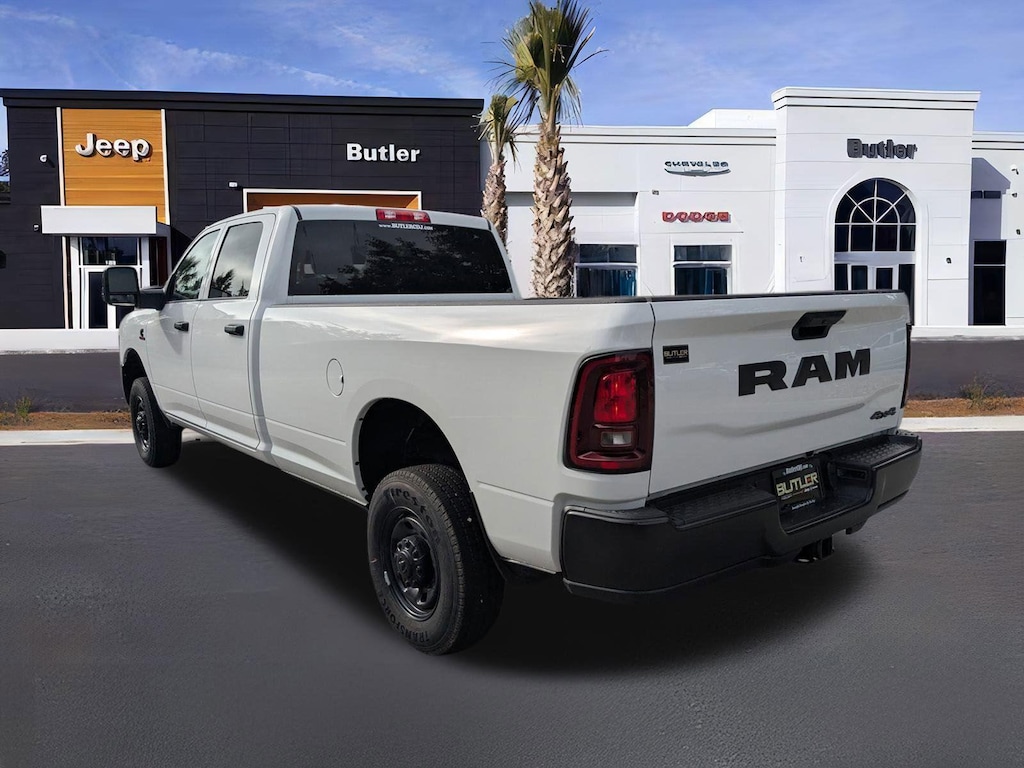 New 2026 Ram 2500 TRADESMAN CREW CAB 4X4 8' BOX Pickup