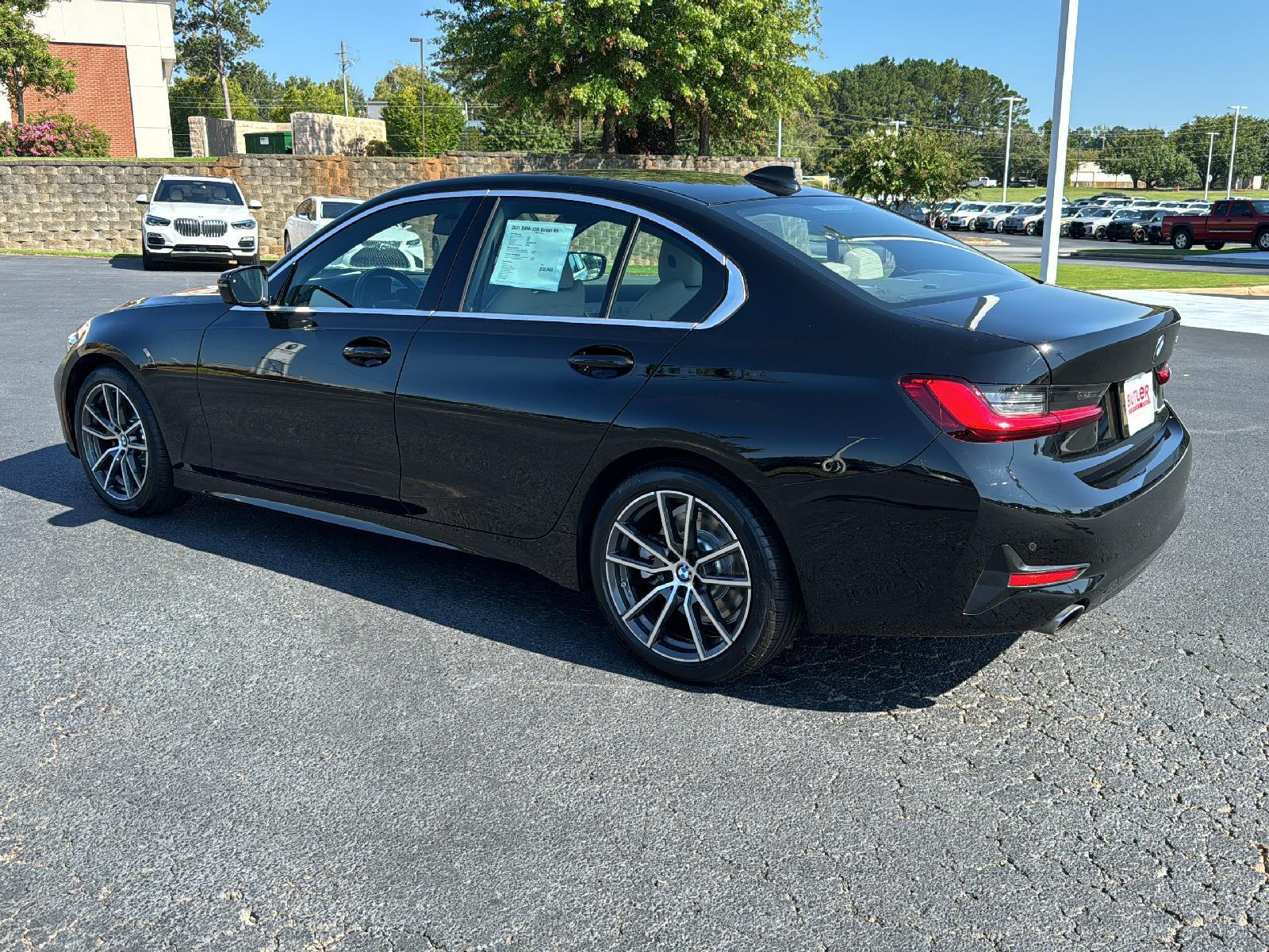 Used 2021 BMW 3 Series 330i with VIN 3MW5R1J05M8B89270 for sale in Beaufort, SC