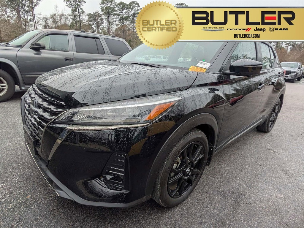 Used 2024 Nissan Kicks SR SUV