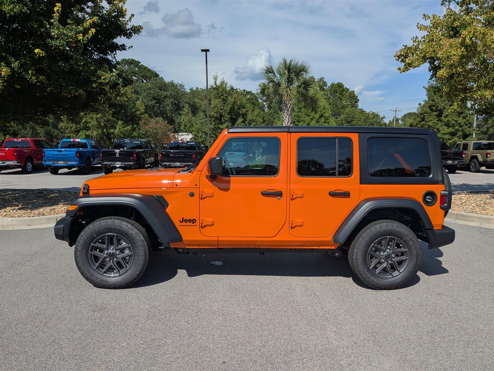 2025 Jeep Wrangler Sport photo 3