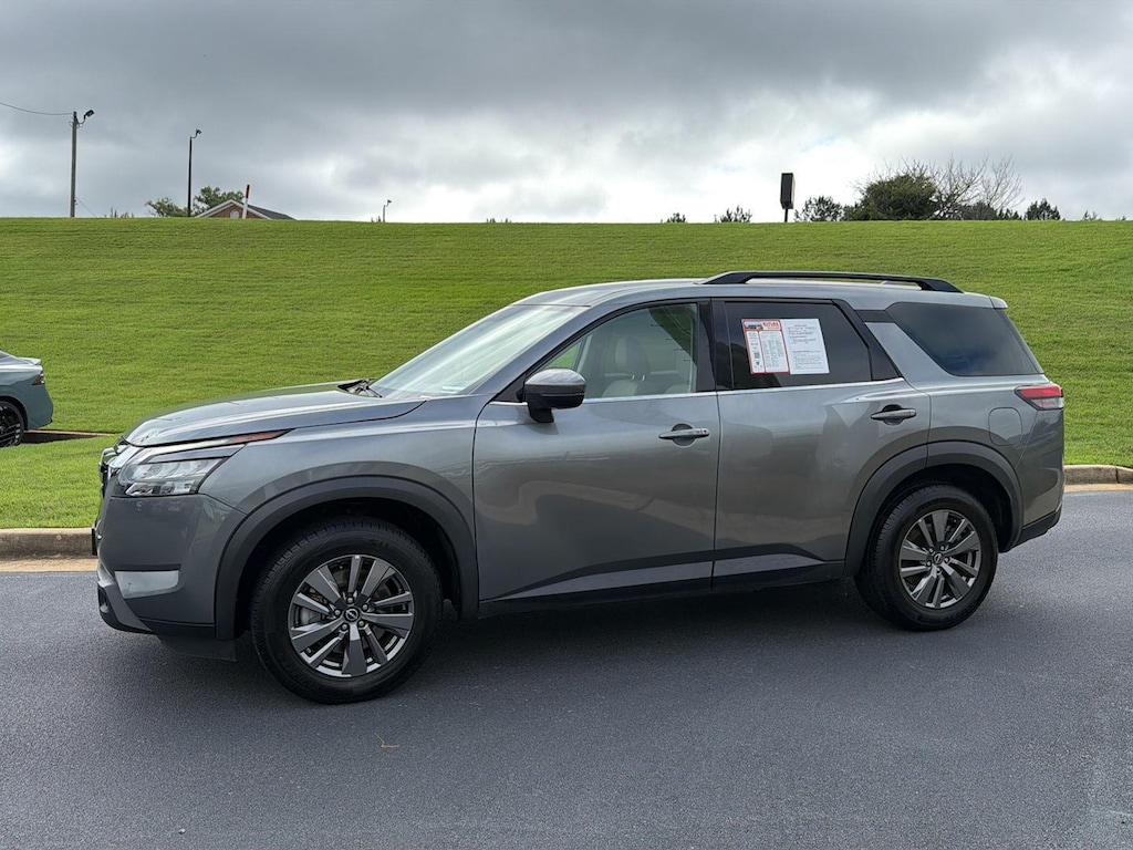 Used 2024 Nissan Pathfinder SV SUV