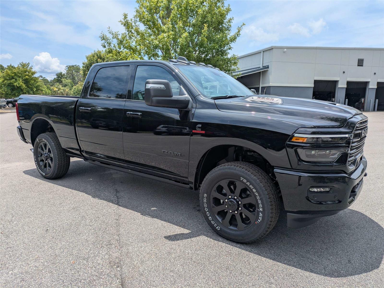 2026 RAM 2500 Laramie - Photo 8