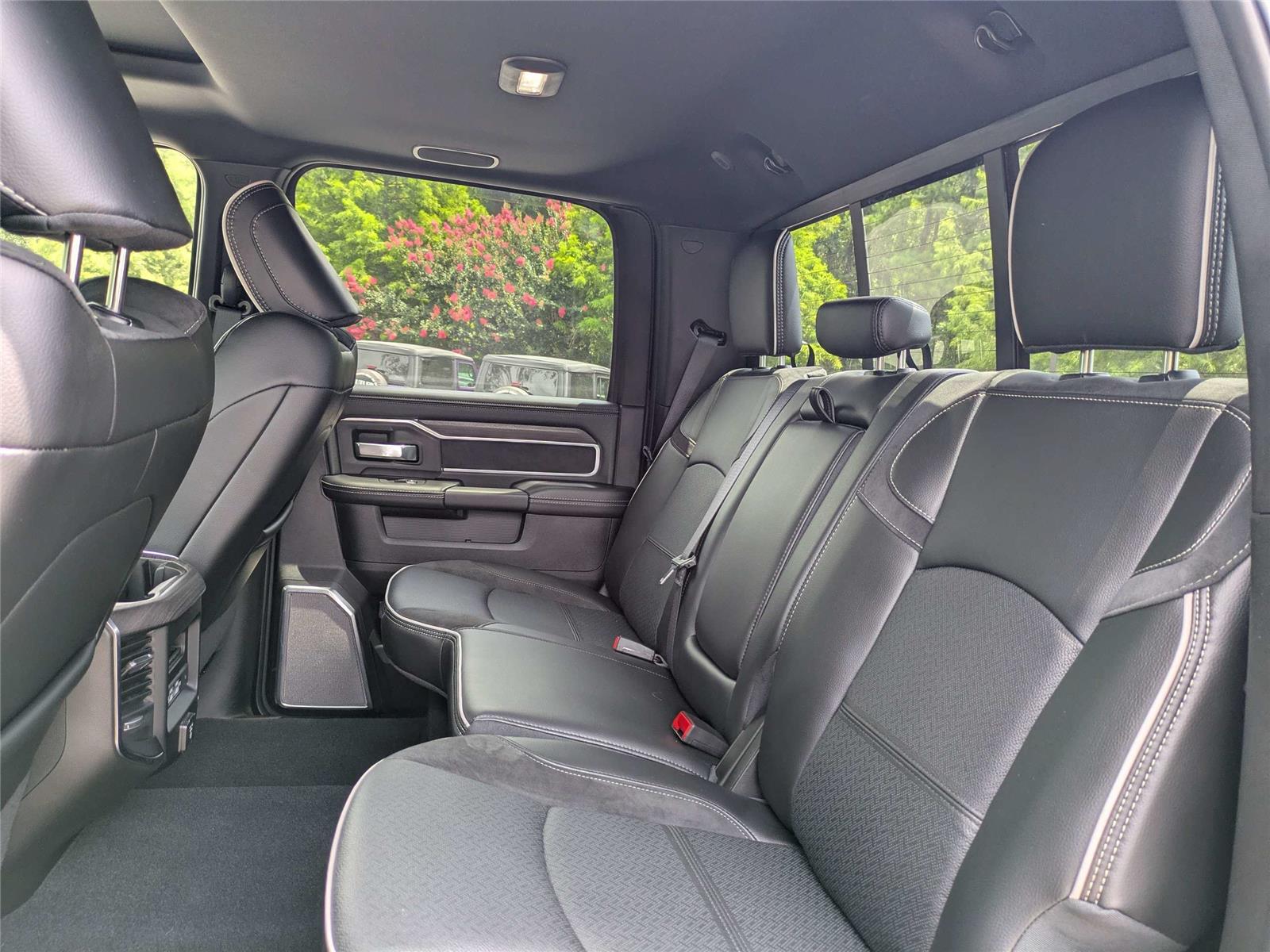 2026 RAM 2500 Laramie - Photo 14