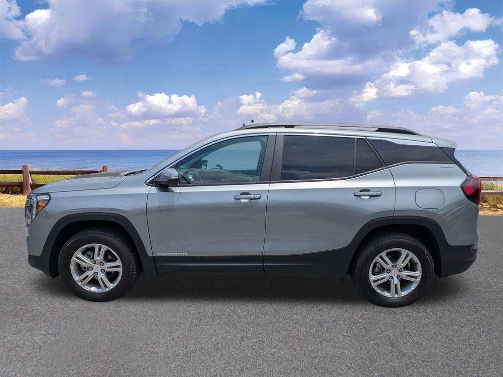 Used 2024 GMC Terrain SLE SUV