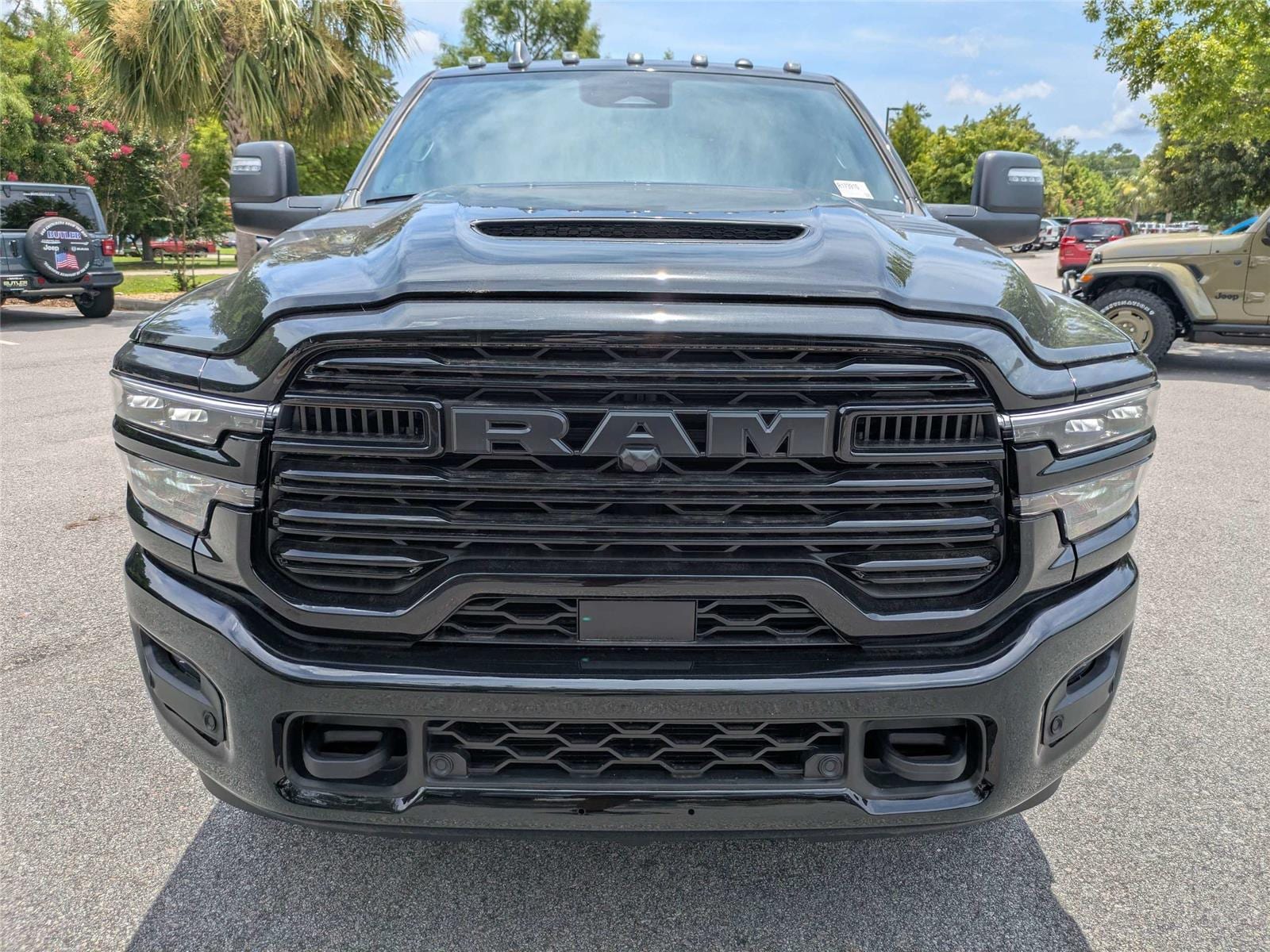 2026 RAM 2500 Laramie - Photo 9