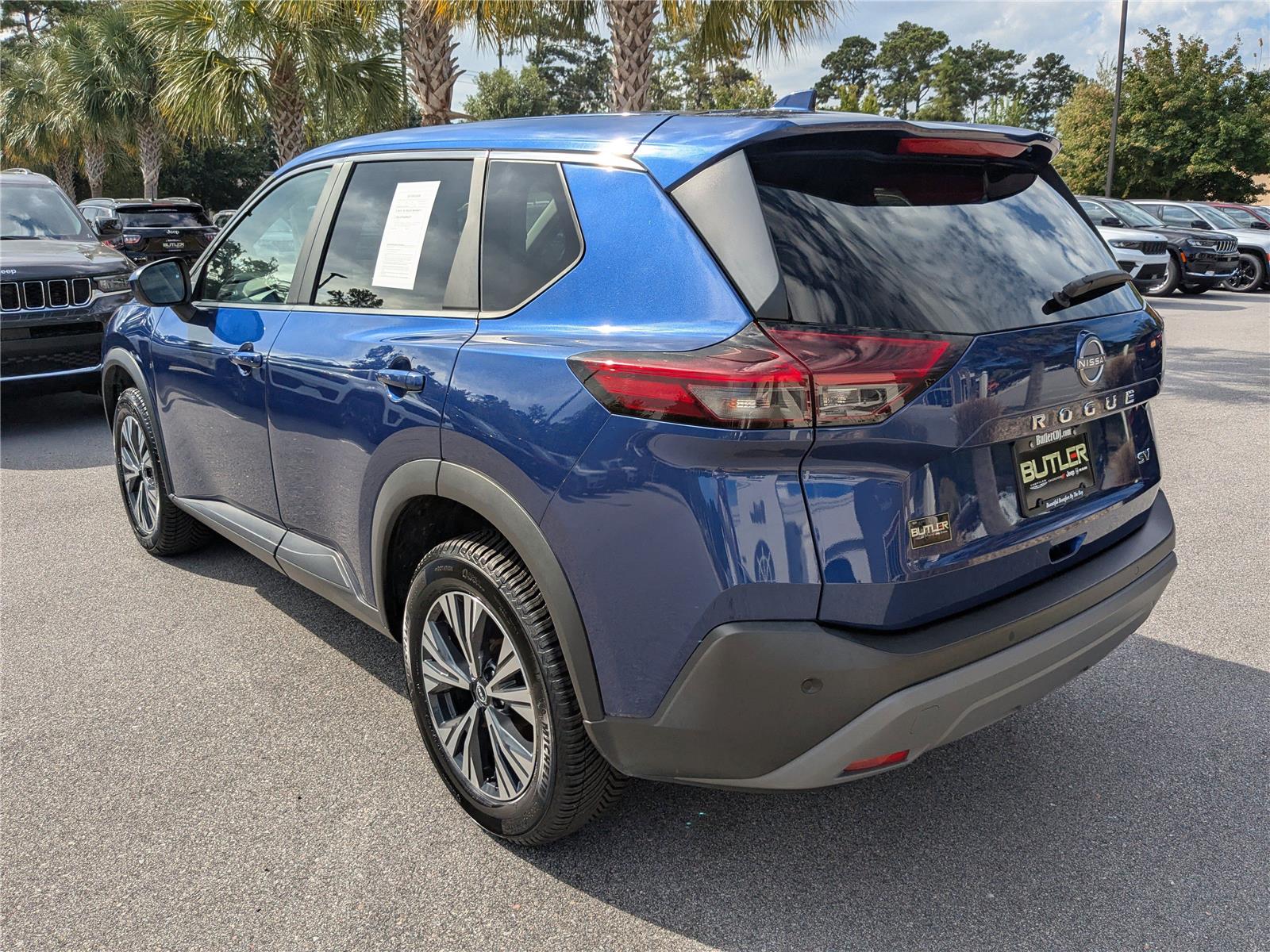 2023 Nissan Rogue SV photo 4