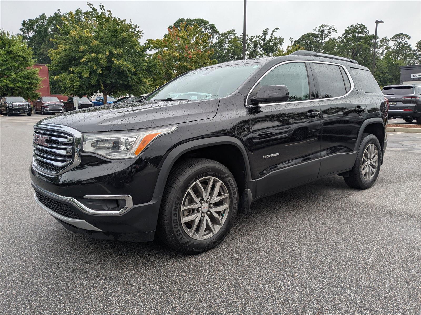 Used 2019 GMC Acadia SLE-2 with VIN 1GKKNLLA7KZ150870 for sale in Beaufort, SC