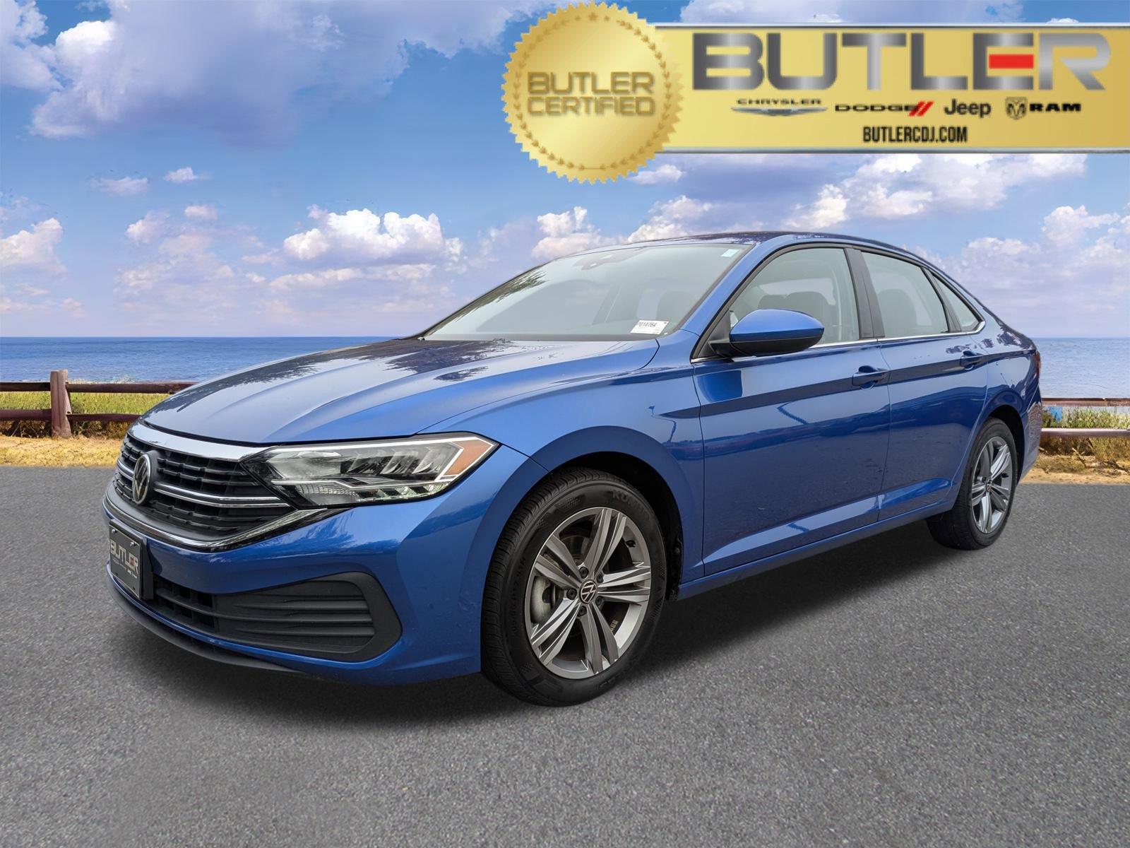 2024 Volkswagen Jetta SE's photo