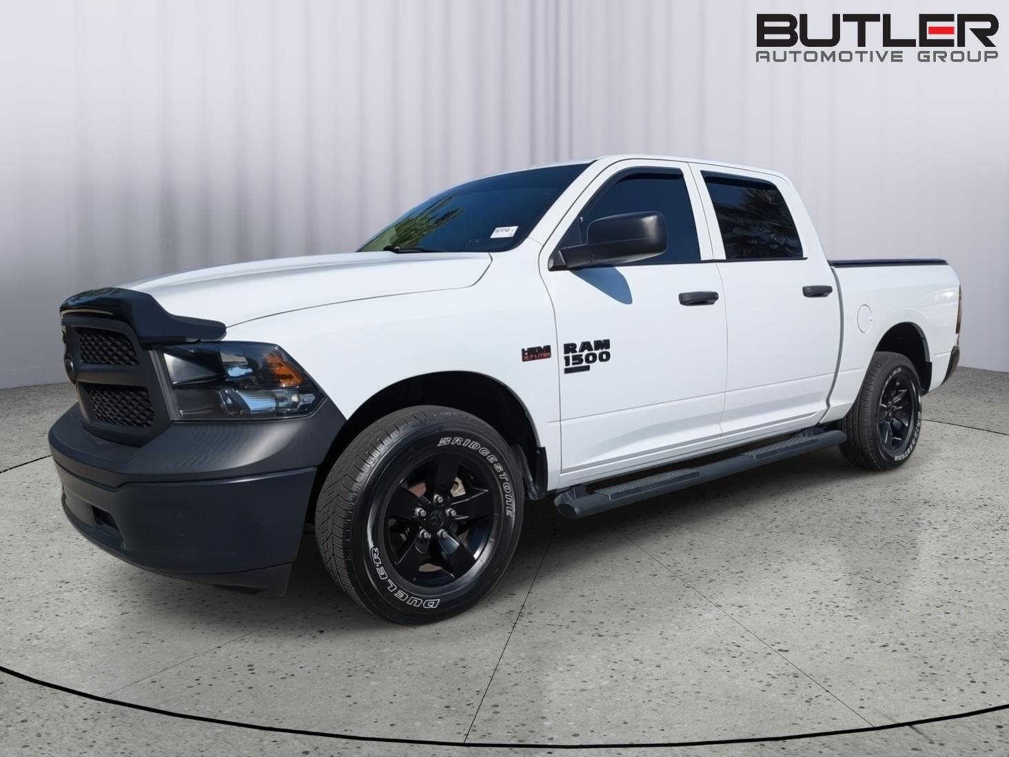 2023 RAM 1500 Classic Tradesman 4x4 Crew Cab 5'7's photo