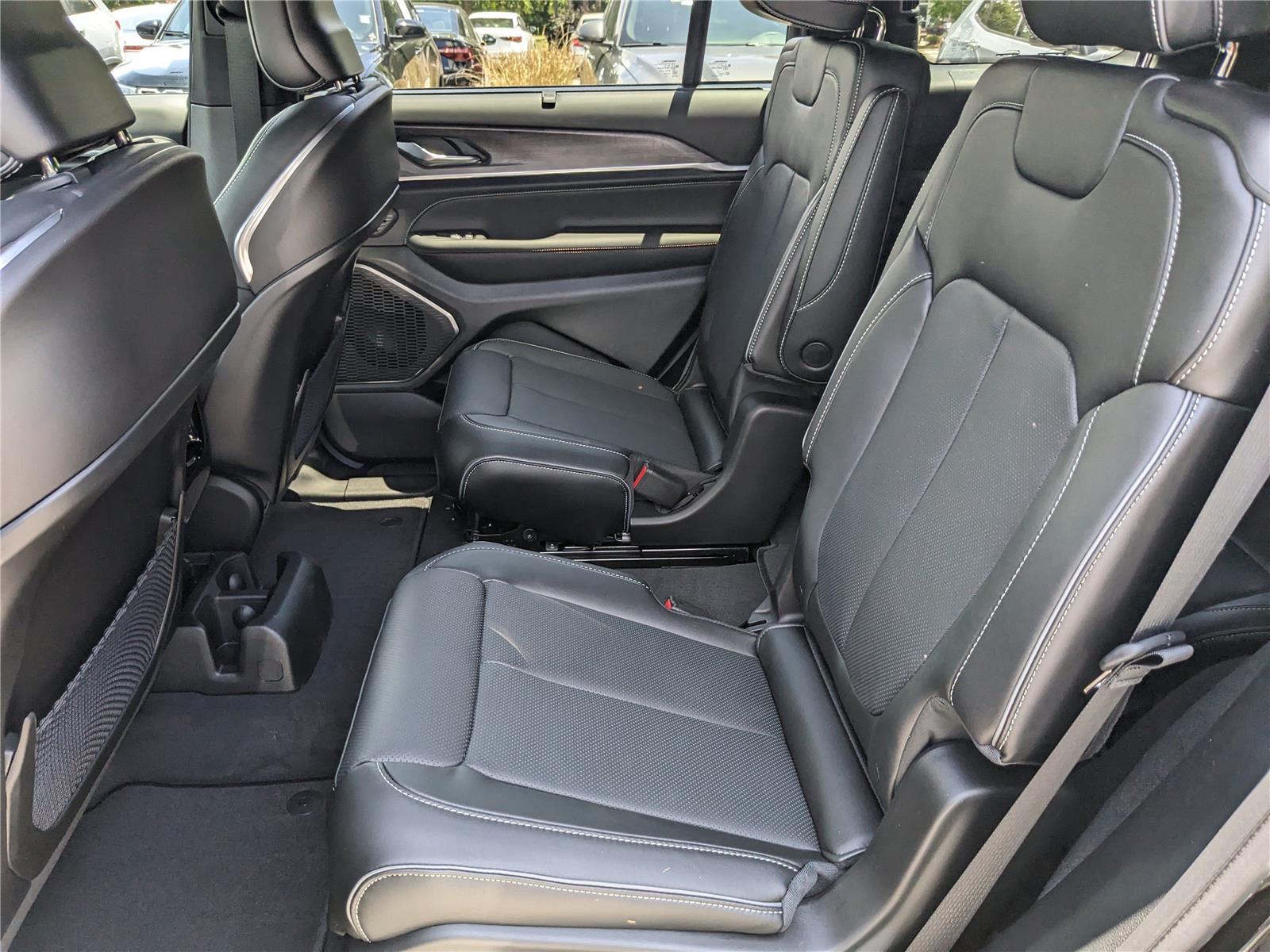 2025 Jeep Grand Cherokee L Overland - Photo 15