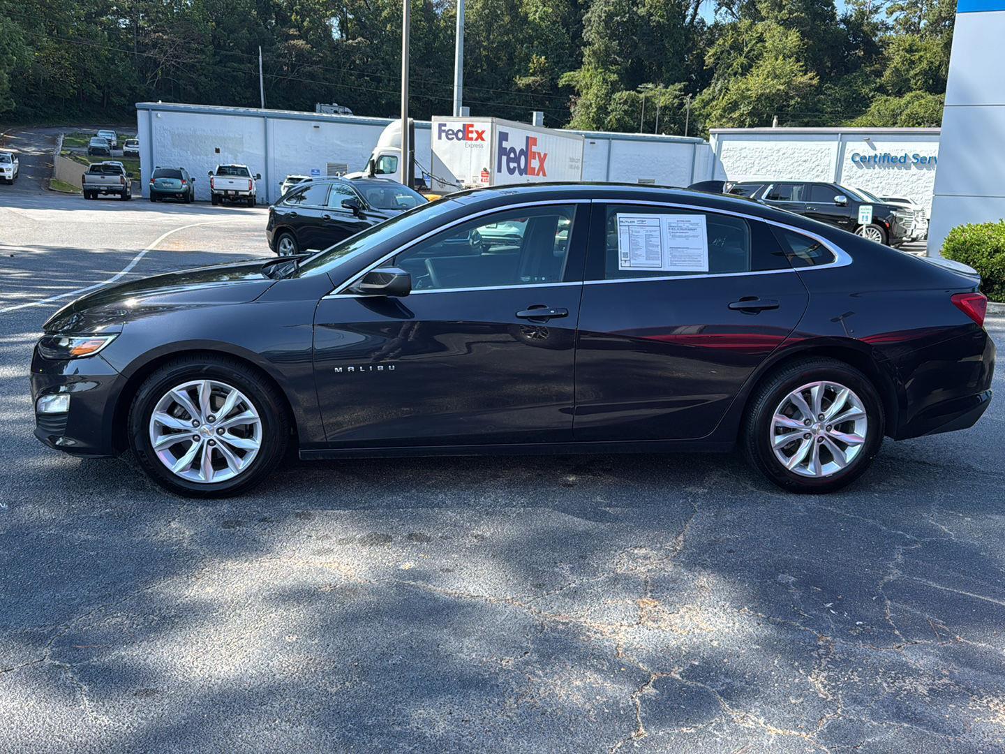 2023 Chevrolet Malibu 1LT photo 3