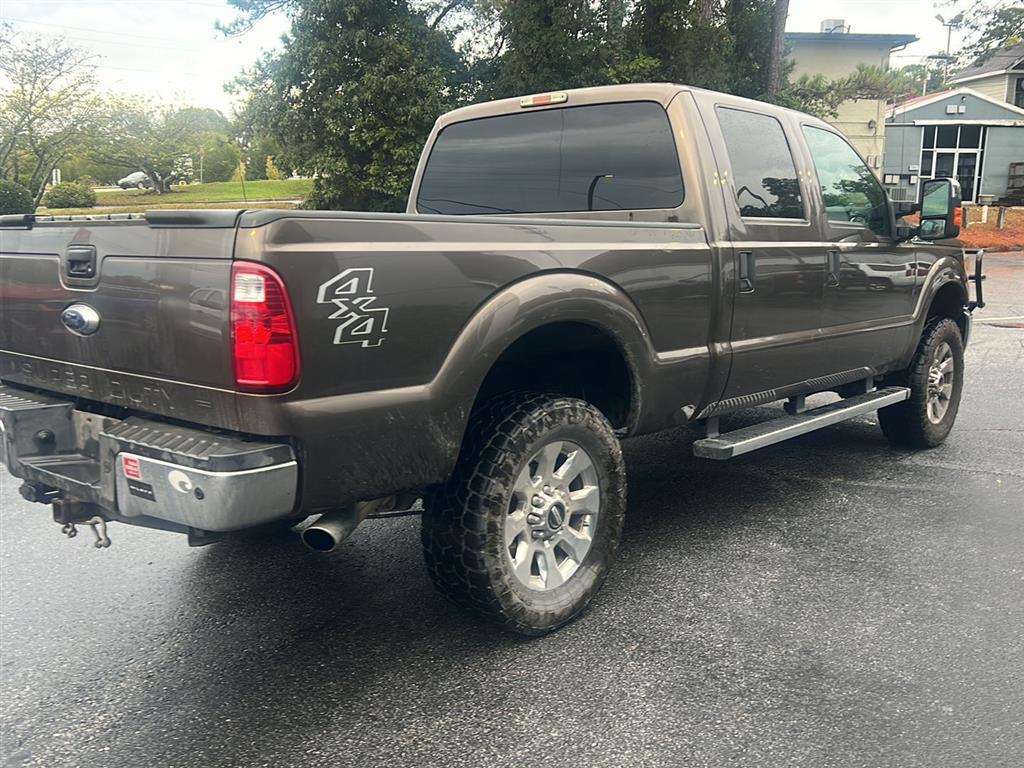 2016 Ford F-250 XLT photo 2