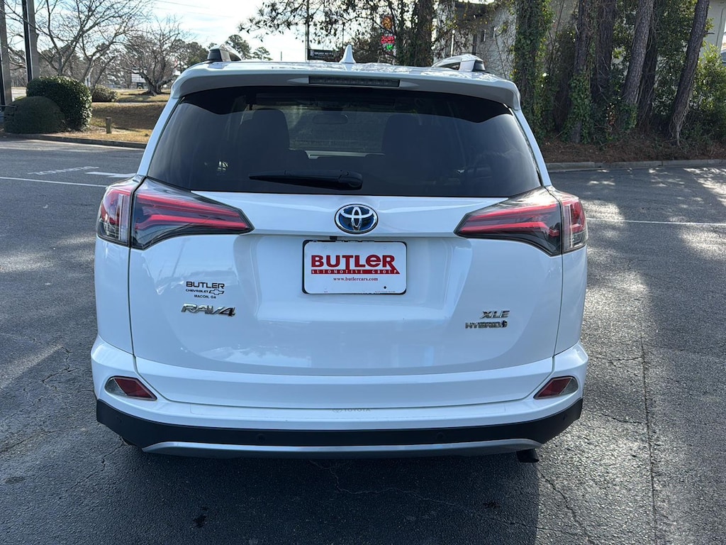 Used 2018 Toyota RAV4 Hybrid XLE SUV