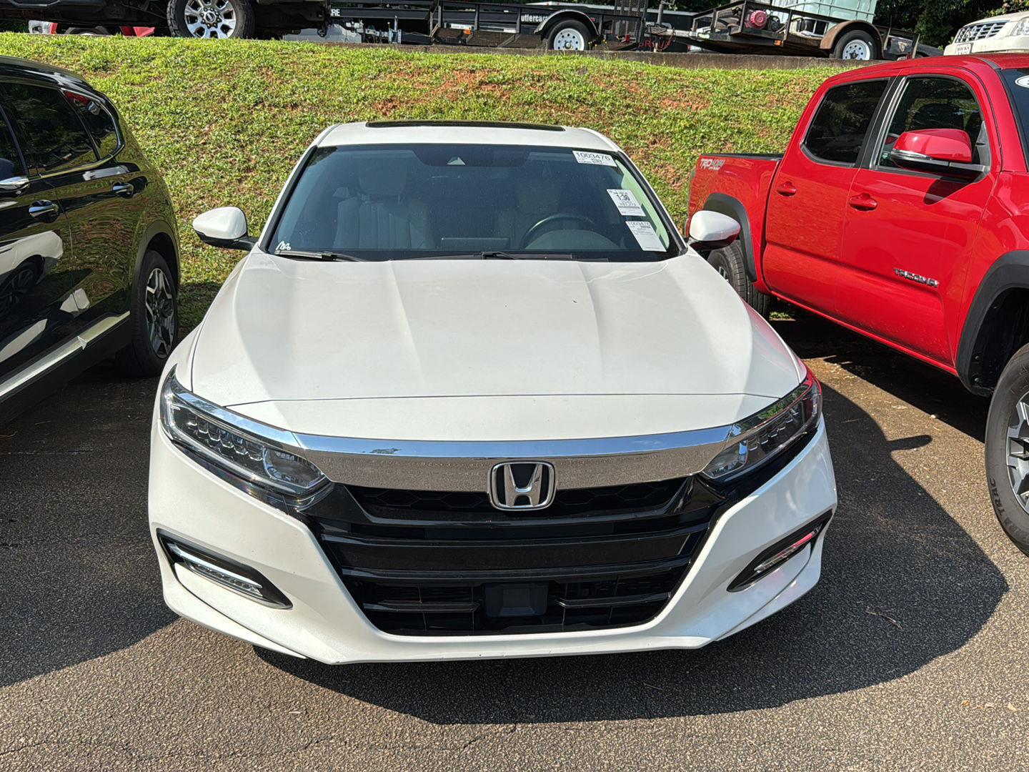 2020 Honda Accord Hybrid EX-L photo 2