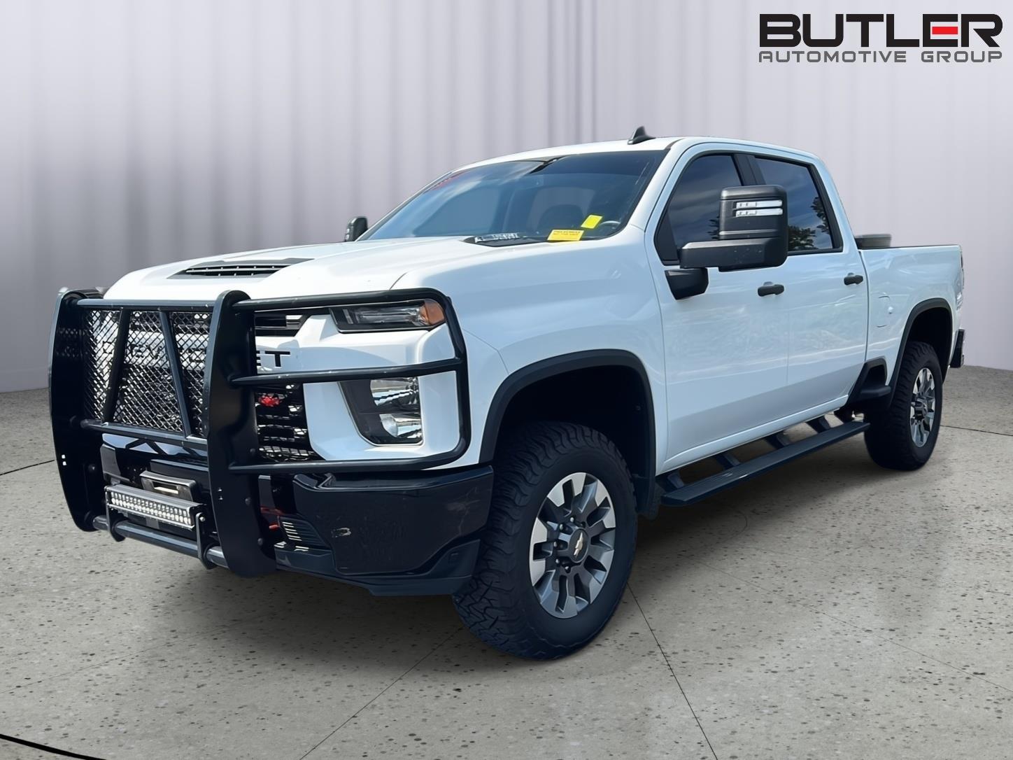 2021 Chevrolet Silverado HD Custom 4WD Crew Cab Standard Box's photo