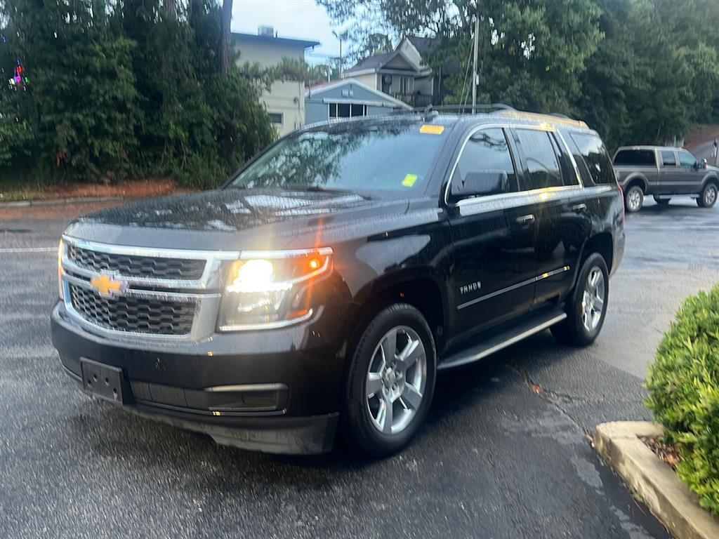 2018 Chevrolet Tahoe LS photo 2