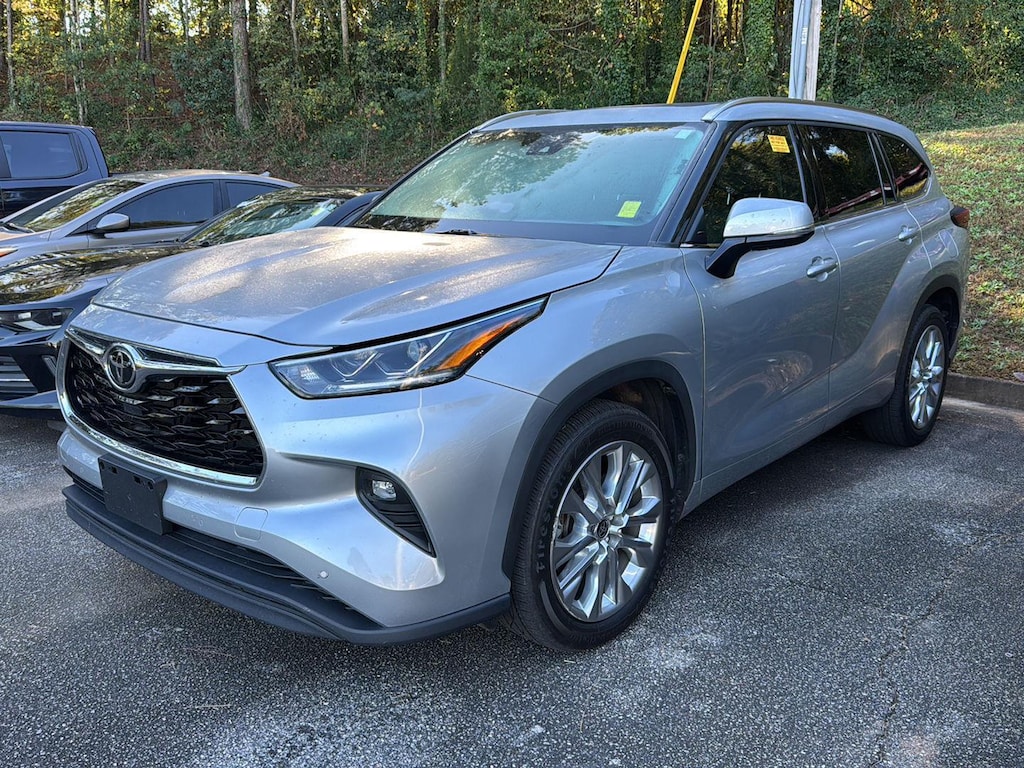 Used 2022 Toyota Highlander Limited SUV