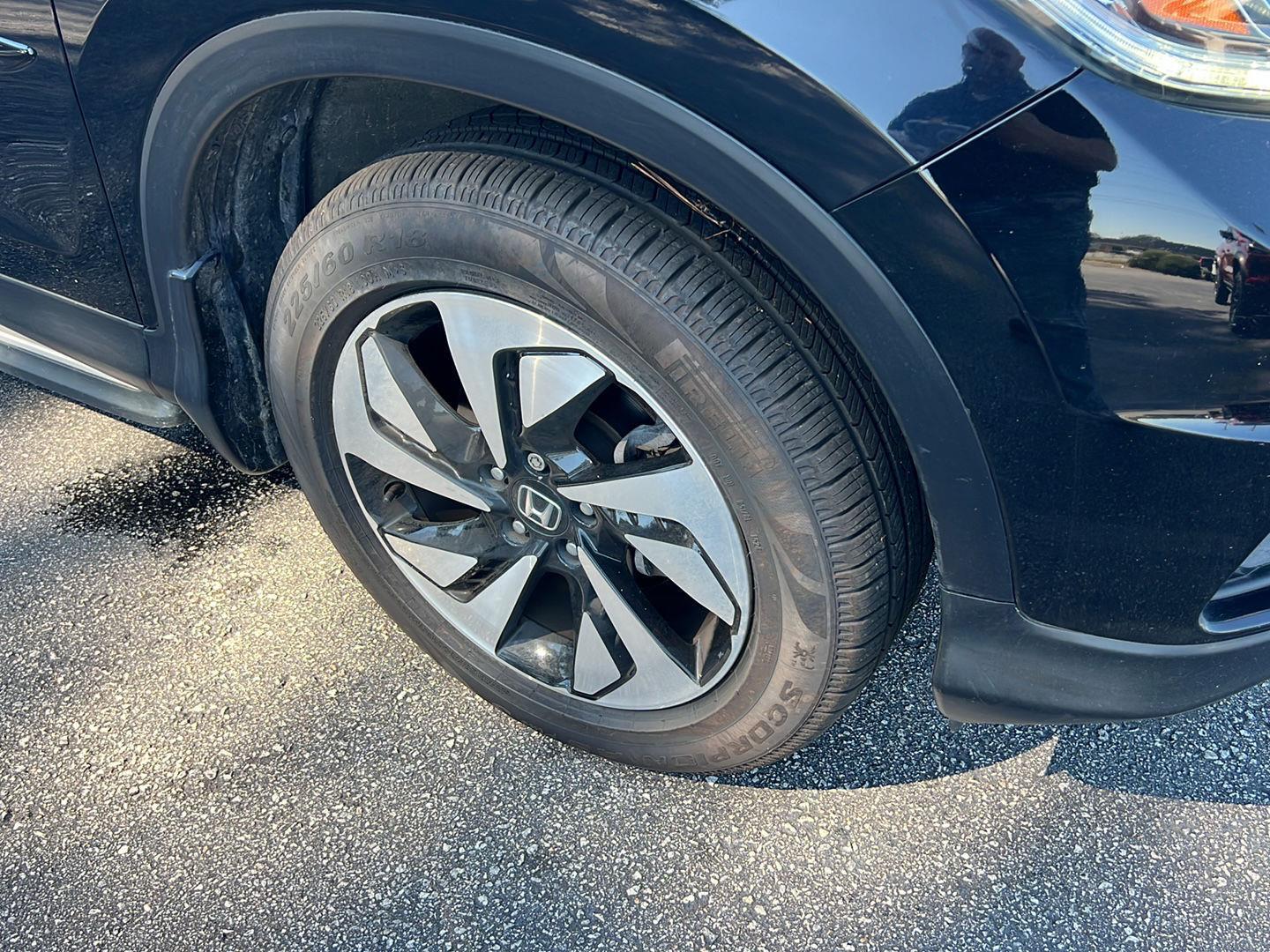 2016 Honda CR-V Touring photo 3