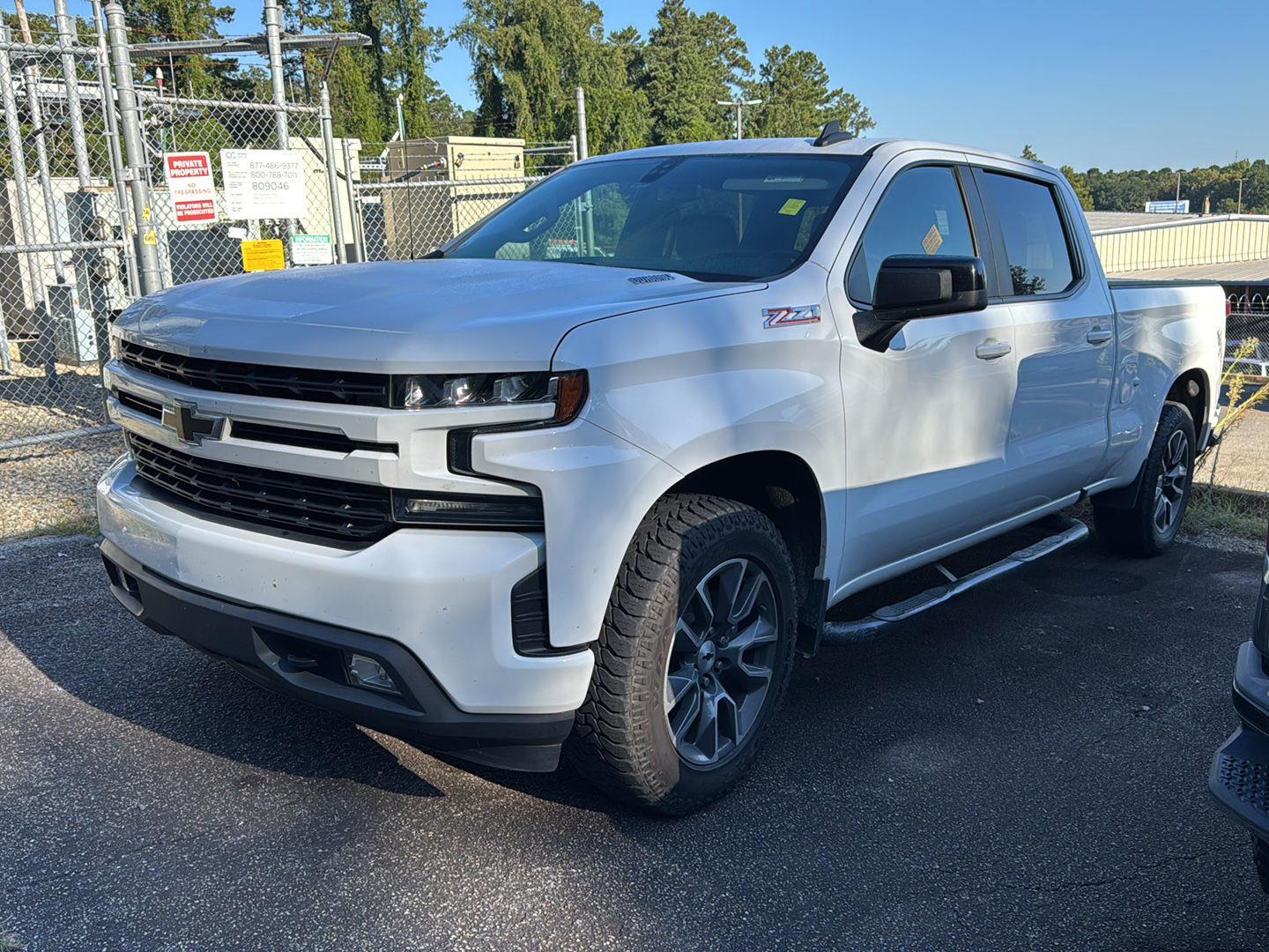 2021 Chevrolet Silverado 1500 RST photo 2