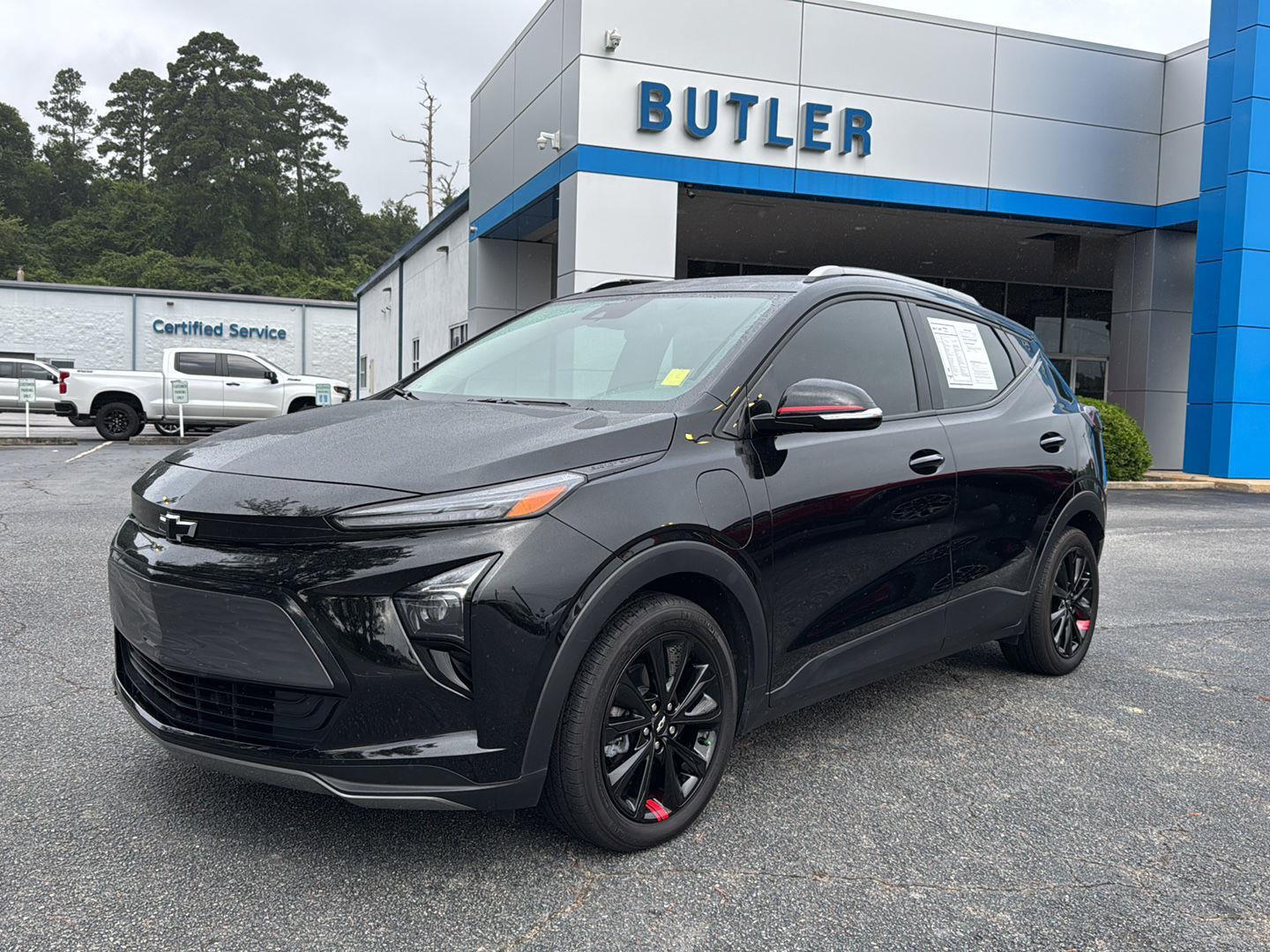 2023 Chevrolet Bolt EUV photo 2