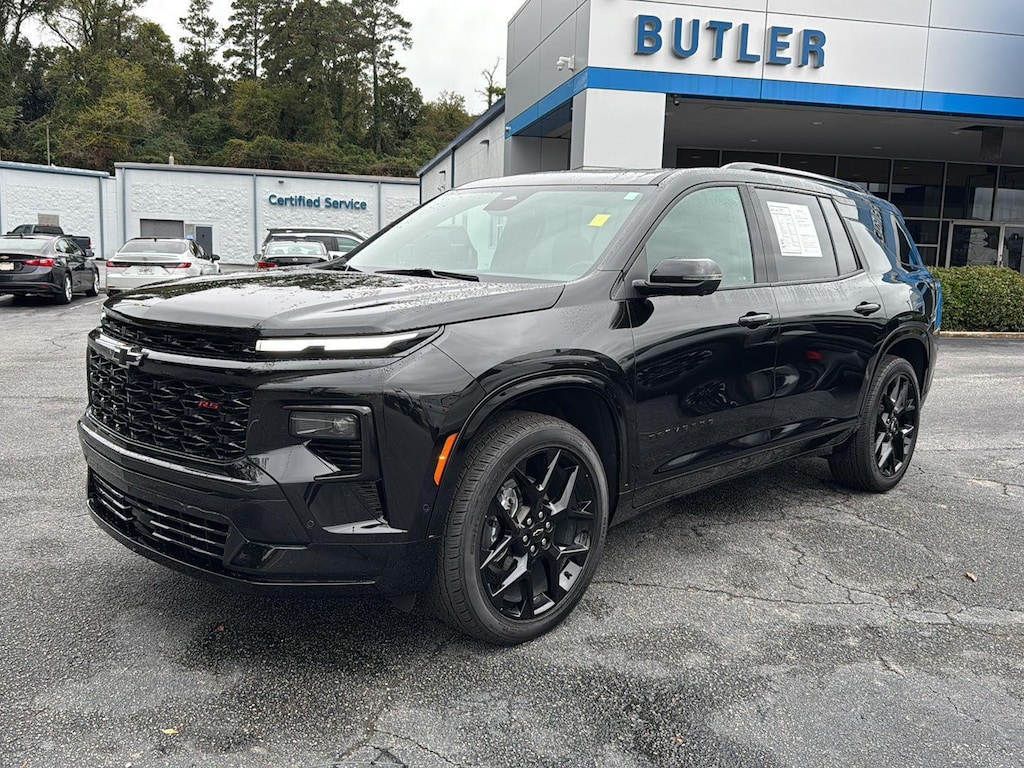 Used 2024 Chevrolet Traverse FWD RS SUV