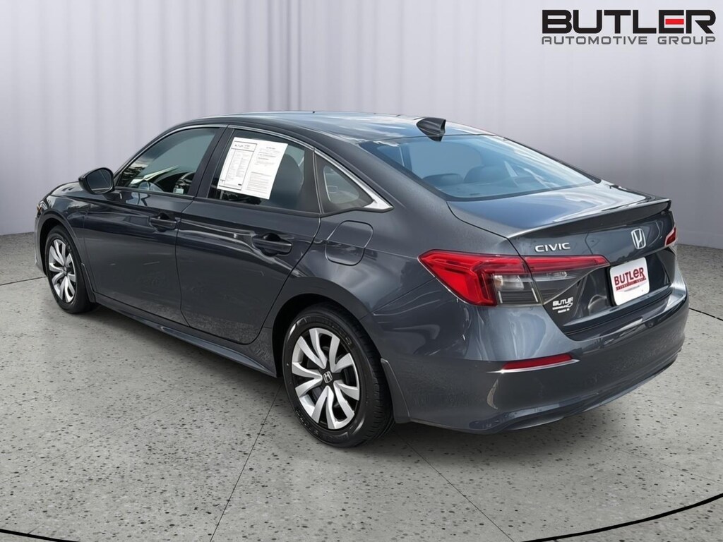 Used 2022 Honda Civic Sedan LX Sedan