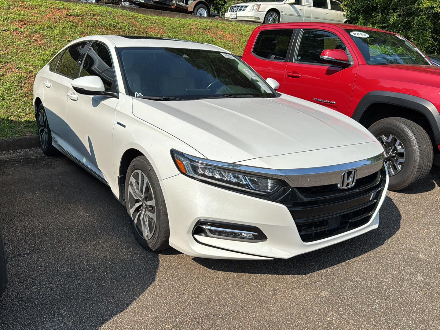 2020 Honda Accord Hybrid EX-L photo 3