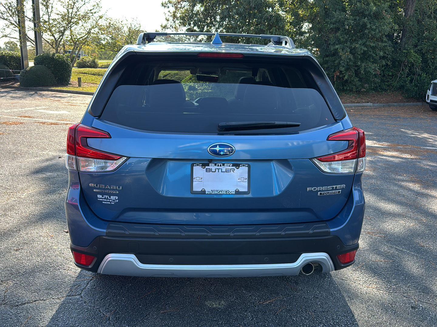 2020 Subaru Forester Touring photo 2