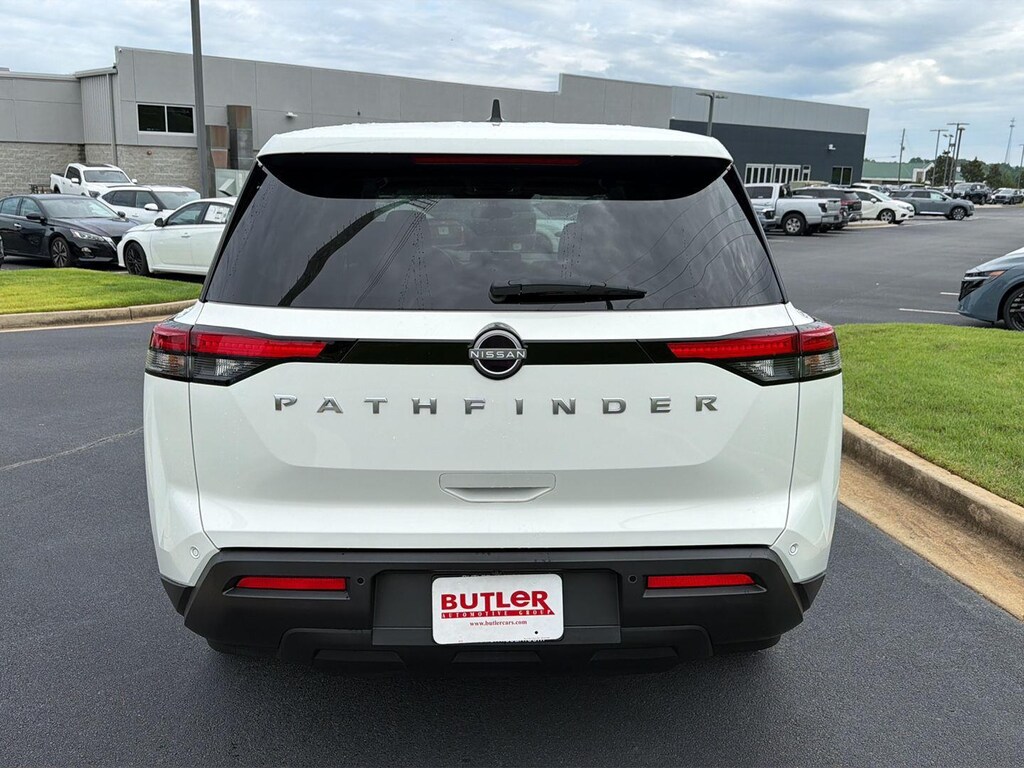 Used 2024 Nissan Pathfinder S SUV