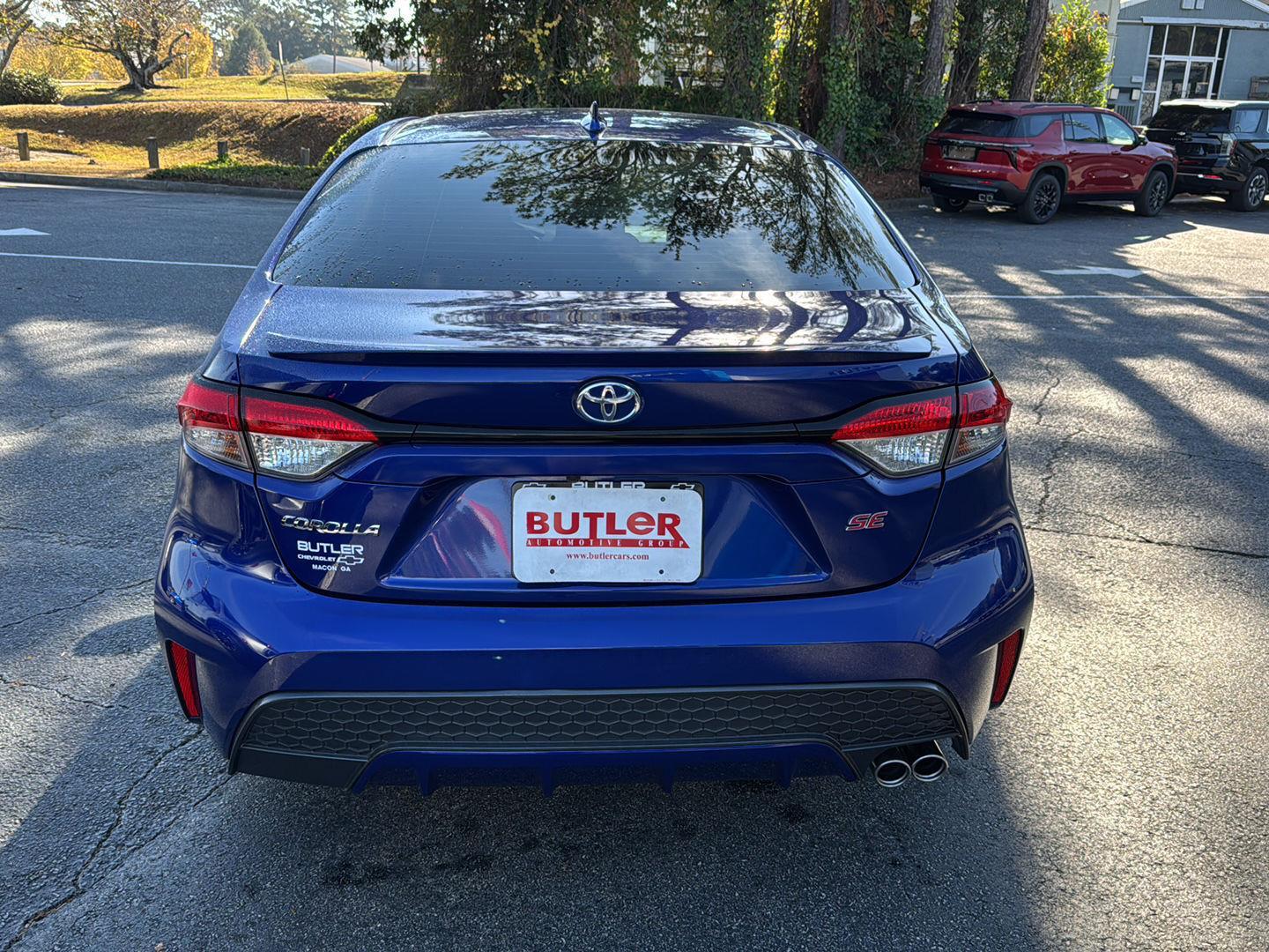 2022 Toyota Corolla SE photo 3