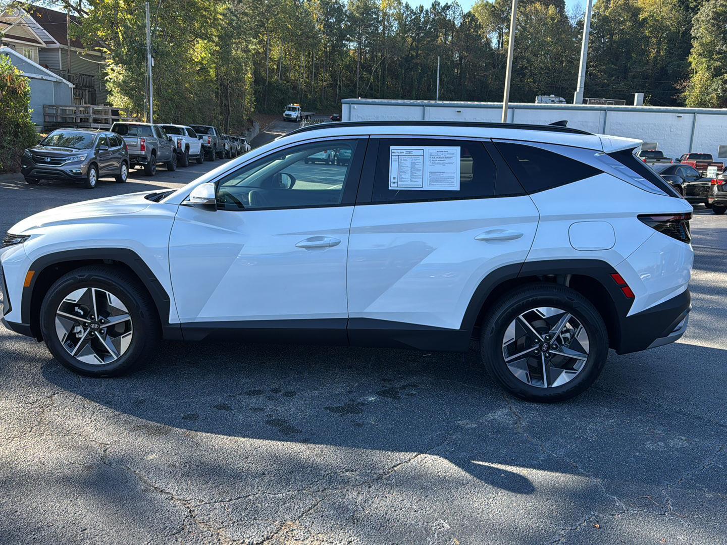 2025 Hyundai Tucson SEL Convenience photo 3