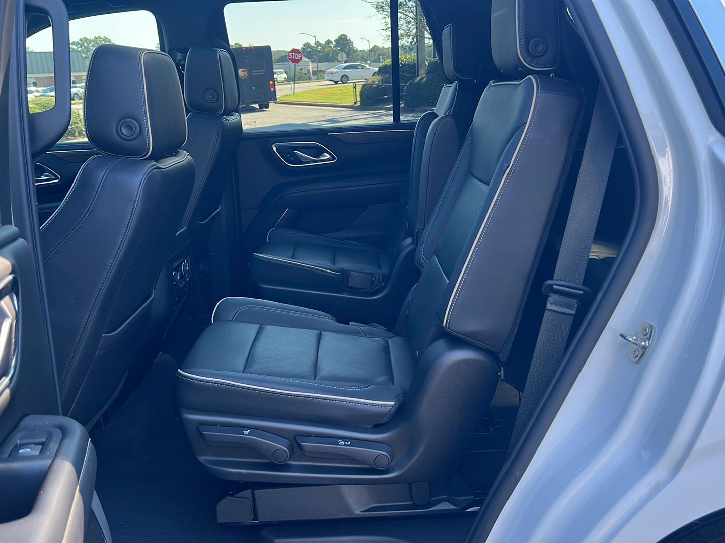 2021 Chevrolet Tahoe Premier photo 4
