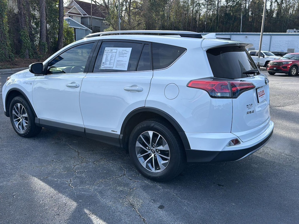 Used 2018 Toyota RAV4 Hybrid XLE SUV