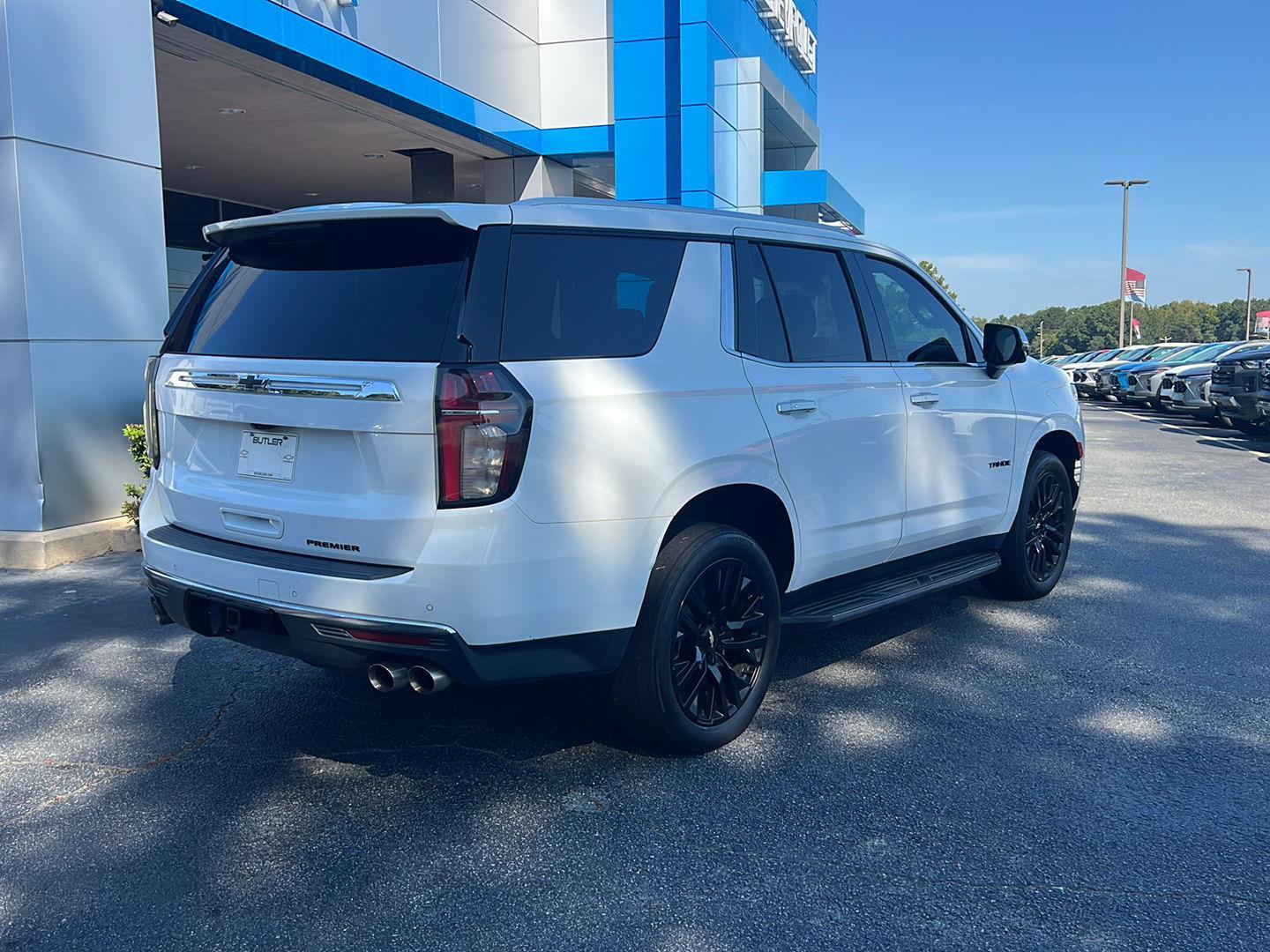 2021 Chevrolet Tahoe Premier photo 2