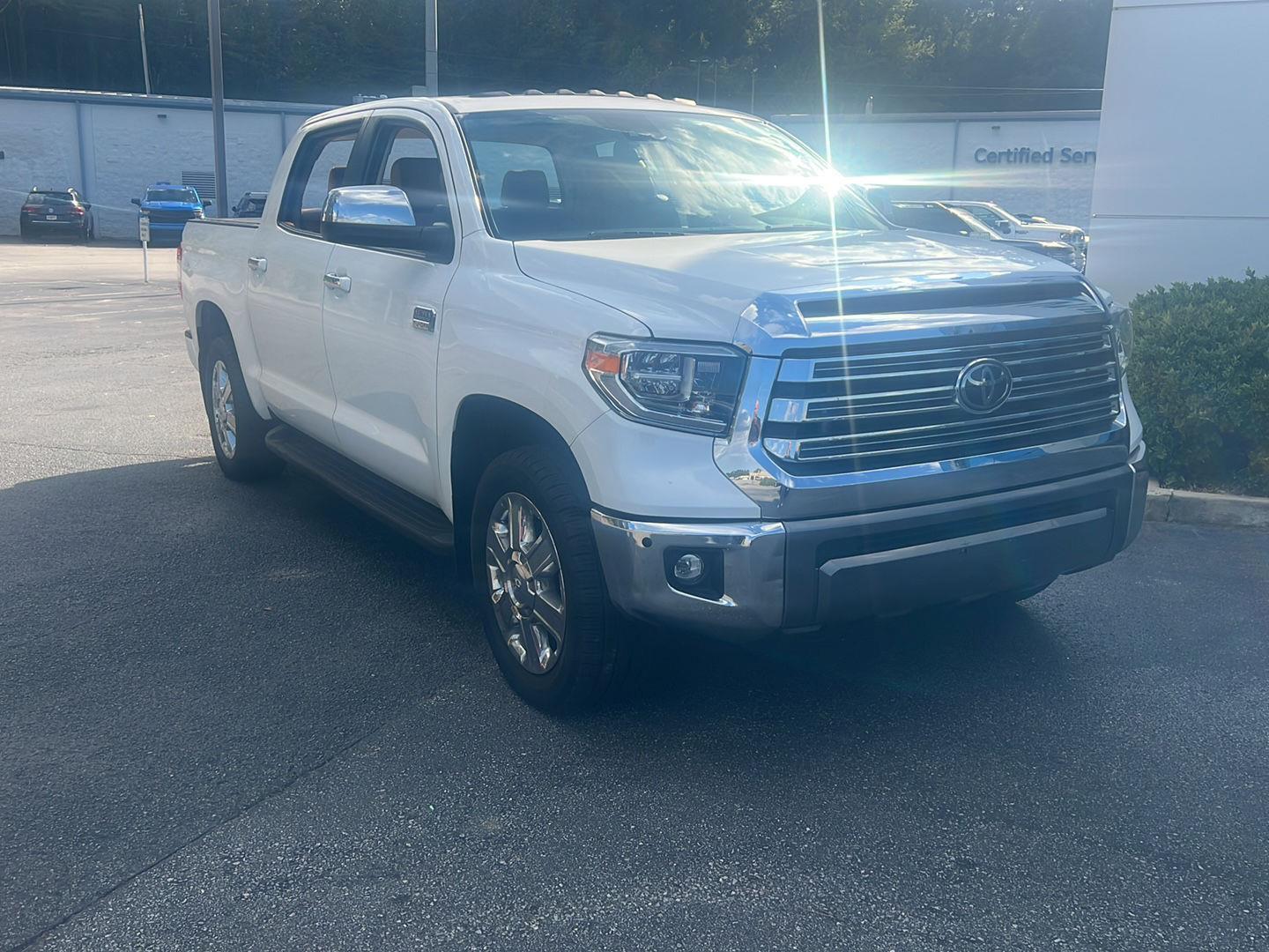 2020 Toyota Tundra 1794 Edition CrewMax photo 2